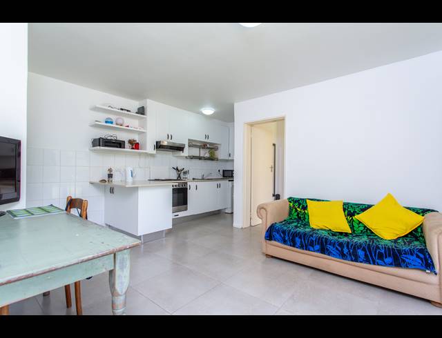 1 BEDROOM APARTMENT FOR SALE IN KENILWORTH